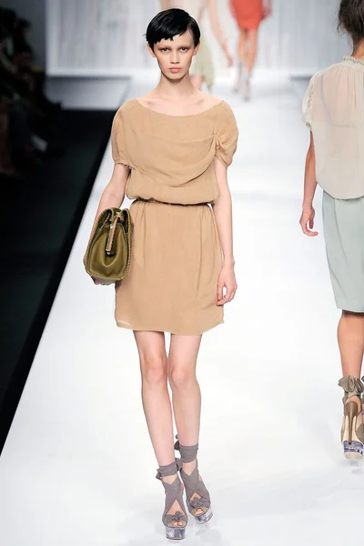 Look 6